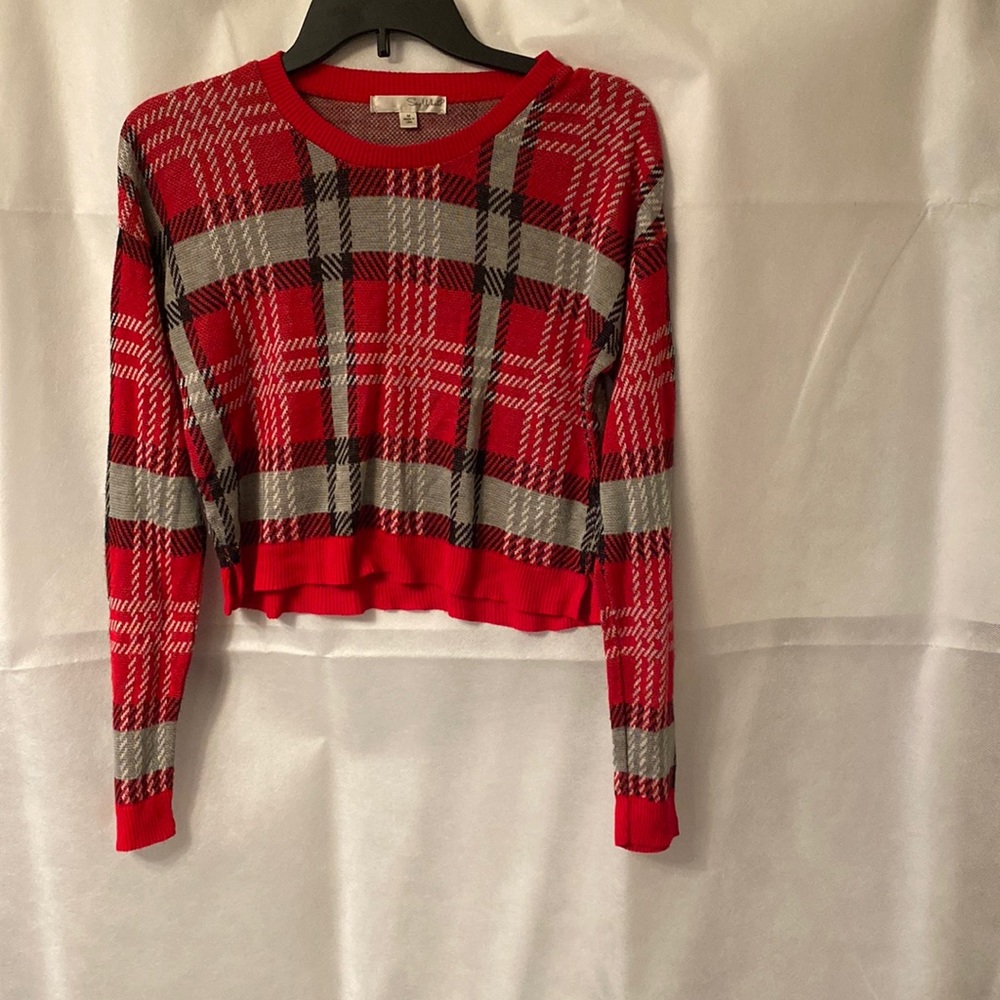 Say What? Long sleeve crop sweater size m